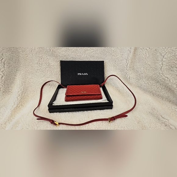 Prada Pre-loved Impuntu Tessuto Wallet On Strap - Picture 2 of 7